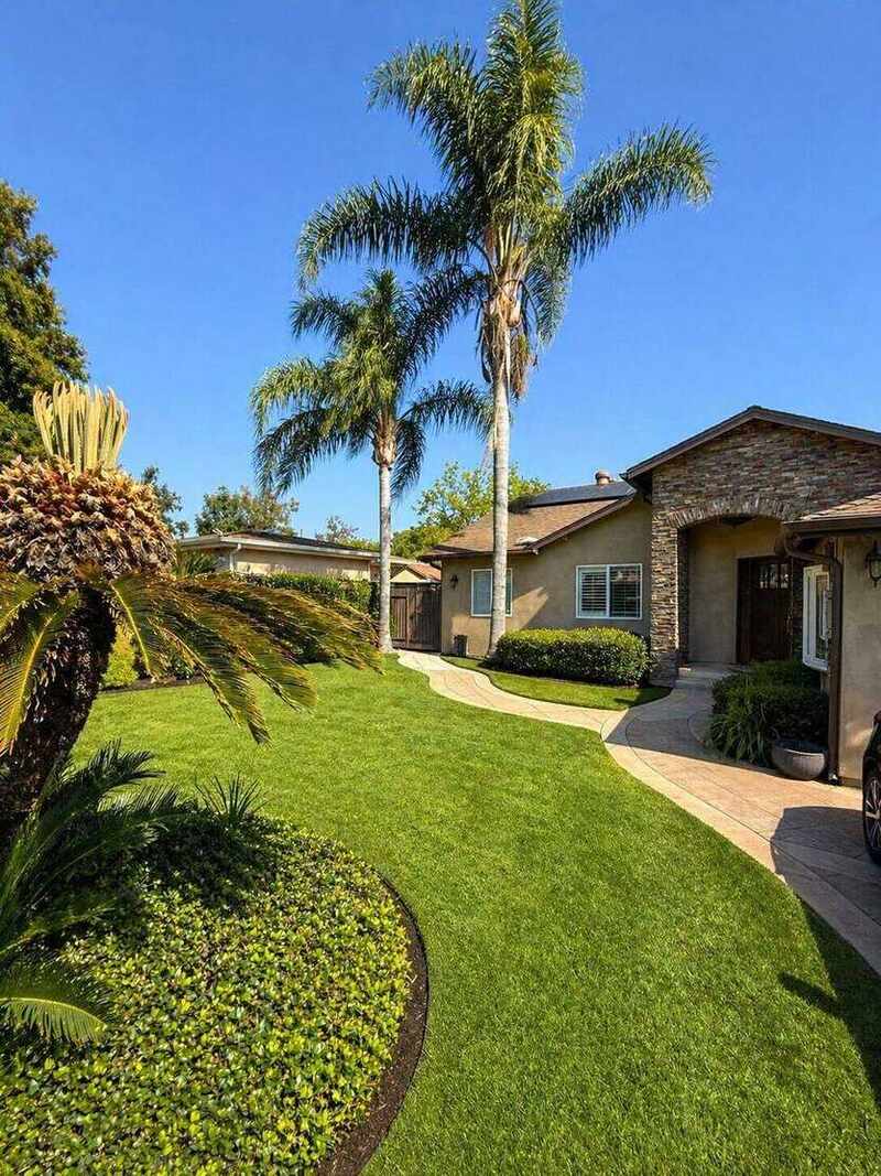 Sylmar Treatment Center entrance exterior